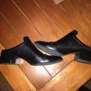 Universal Thread Co. High heeled mules